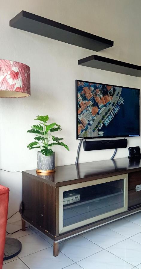 Suria Kipark Damansara 3R2B Apartment Kuala Lumpur Exterior foto